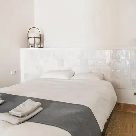 Romantic In Grand Setting Alella