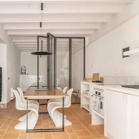 Romantic In Grand Setting Appartement Alella